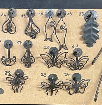 Emery&Cie smeedijzeren meubelbeslag, lampenhouders beschikbaar voor biedingen