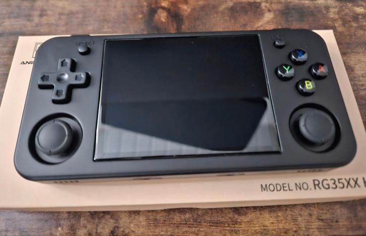 Anbernic RG35XX H, nieuw in doos (8000+ games & Batocera), Games en Spelcomputers, Spelcomputers | Nintendo Consoles | Accessoires