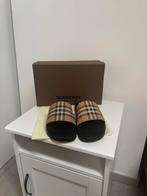 Burberry slippers, Ophalen of Verzenden
