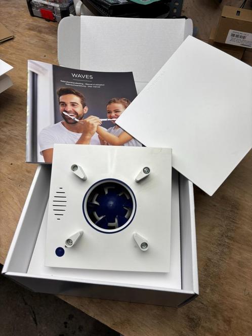 Renson - Waves decentrale ventilator met vocht , geur sensor, Doe-het-zelf en Bouw, Ventilatie en Afzuiging, Zo goed als nieuw