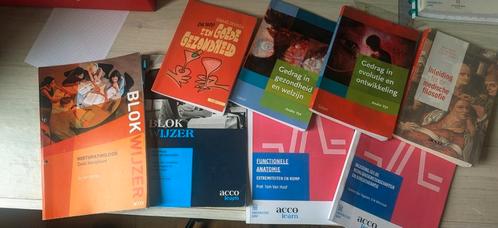 Kinesitherapie 1e bach Ugent, Boeken, Informatica en Computer, Gelezen, Ophalen
