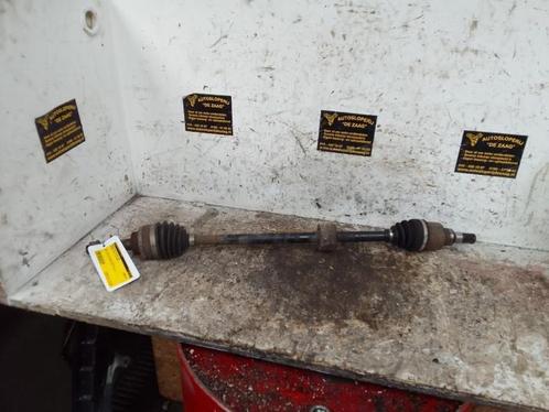 Aandrijfas rechts-voor van een Nissan Pixo, Auto-onderdelen, Remmen en Aandrijving, Nissan, Gebruikt, 3 maanden garantie, Ophalen of Verzenden