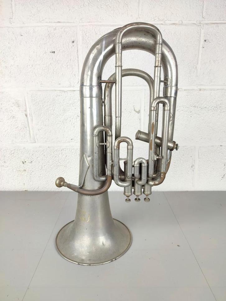 Oude Tuba Couesnon & Cie, Muziek en Instrumenten, Blaasinstrumenten | Overige, Ophalen of Verzenden