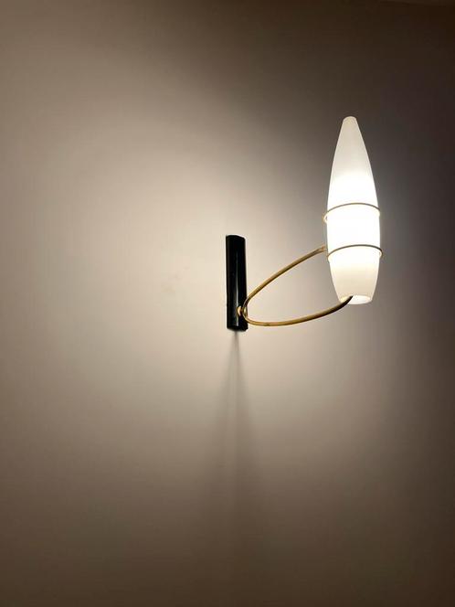 Twee Italiaanse wandlampen uit de jaren 50, Huis en Inrichting, Lampen | Wandlampen, Zo goed als nieuw, Glas, Metaal