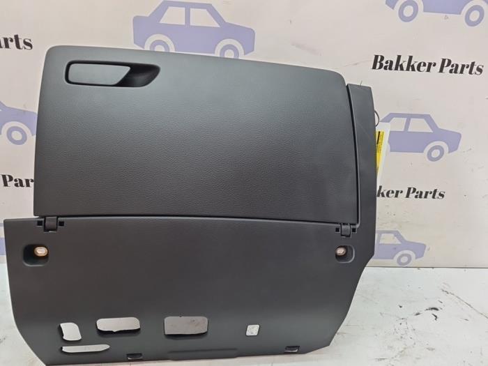 Boîte à gants d'un Audi A3, Autos : Pièces & Accessoires, Tableau de bord & Interrupteurs, Audi, Utilisé, 3 mois de garantie