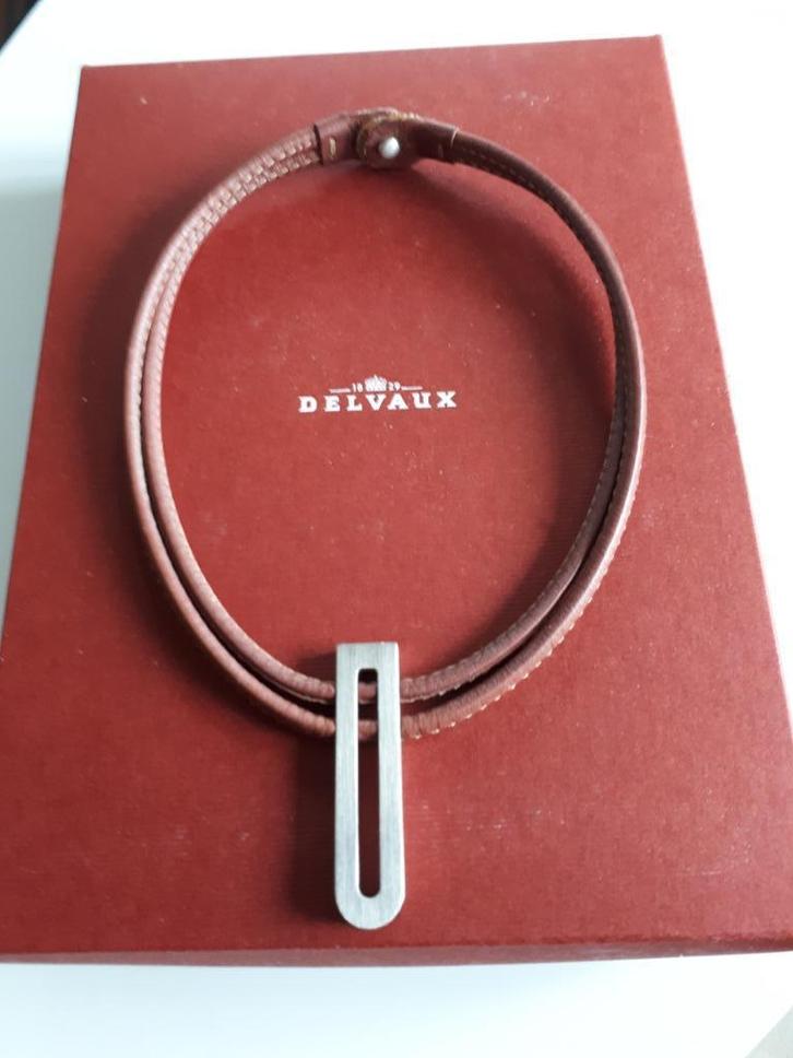 COLLIER DELVAUX, Handtassen en Accessoires, Kettingen, Gebruikt, Overige materialen, Zilver, Ophalen of Verzenden