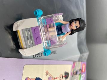 Lego friends beschikbaar voor biedingen
