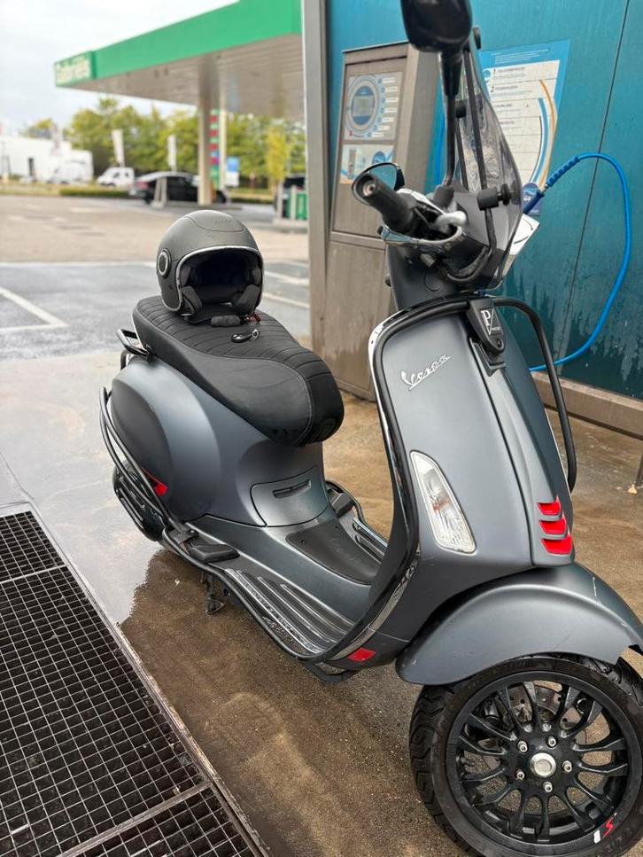 vespa sprint, Fietsen en Brommers, Scooters | Vespa, Gebruikt, Overige modellen, Klasse A (25 km/u), Benzine, Ophalen of Verzenden