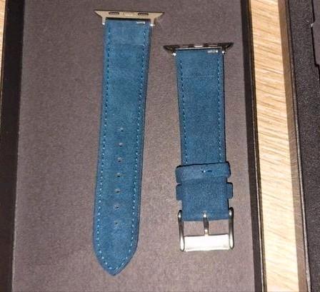 Apple Watch-bandje van alcantara, Telecommunicatie, Mobiele telefoons | Toebehoren en Onderdelen, Nieuw, Apple iPhone, Telefoonhanger of Accessoire