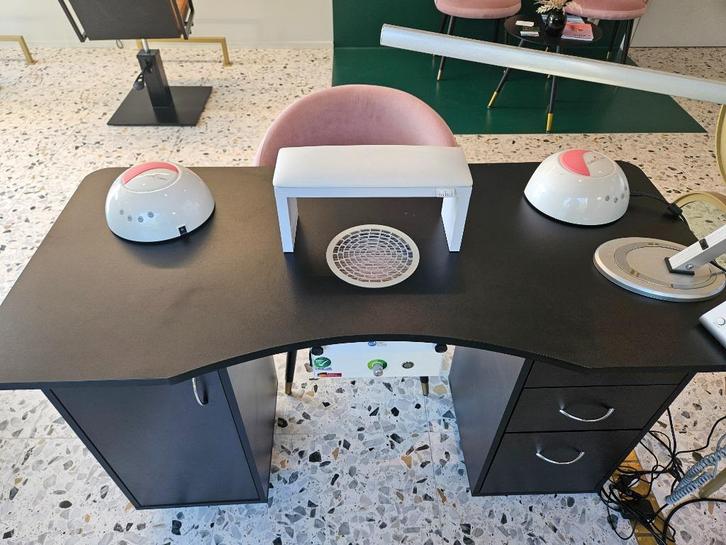 Nageltafel, Elektronische apparatuur, Persoonlijke Verzorgingsapparatuur, Gebruikt, Hand- en Voetverzorging, Ophalen