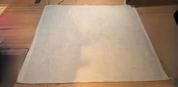 Wollen tapijt – melk kleur – 210x170 cm beschikbaar voor biedingen