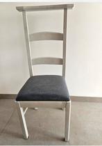 6 kerkstoelen wit geschilderd, Ophalen