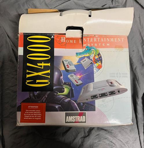 Amstrad GX4000 en boite avec jeux, Consoles de jeu & Jeux vidéo, Consoles de jeu | Autre, Comme neuf, Enlèvement