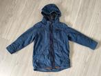 Donkerblauwe tussenseizoensjas maat 128, H&M, Ophalen of Verzenden, Zo goed als nieuw, Jongen