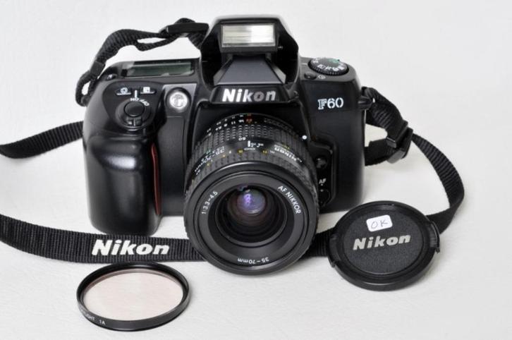 Nikon F60 AF-zoom Nikon 35-70 mm 1:3,5 -4,5 + 1A-filter, Audio, Tv en Foto, Fotocamera's Analoog, Zo goed als nieuw, Spiegelreflex