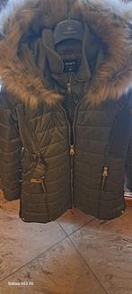 Manteau femme DEFACTO taille XL vert kaki, Vêtements | Femmes, Vestes | Hiver, Enlèvement, Comme neuf, Vert