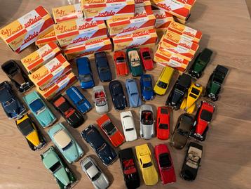34 Solido miniatuur auto’s - 1/43 - met doos beschikbaar voor biedingen
