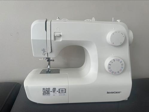 SilverCrest naaimachine – 33 steekopties – Nieuw, Hobby en Vrije tijd, Naaimachines en Toebehoren, Nieuw, Naaimachine, Overige merken