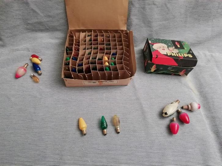 Antieke kerstlampjes en lampjes jrn 50 allen 15V getest, Diversen, Kerst, Ophalen of Verzenden