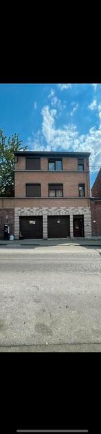 Maison à vendre deux garage capacité 6 voiture, Immo, Huizen en Appartementen te koop, Charleroi, Charleroi