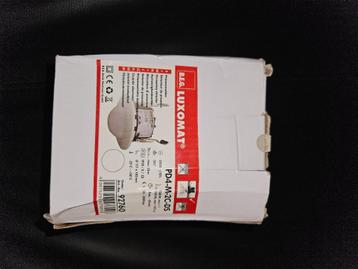 Detecteur de presence LUXOMAT beschikbaar voor biedingen