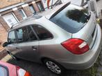 Skoda Fabia break benzine gekeurd voor verkoopp, Auto's, Skoda, Euro 5, Particulier, 3 cilinders, Zilver of Grijs