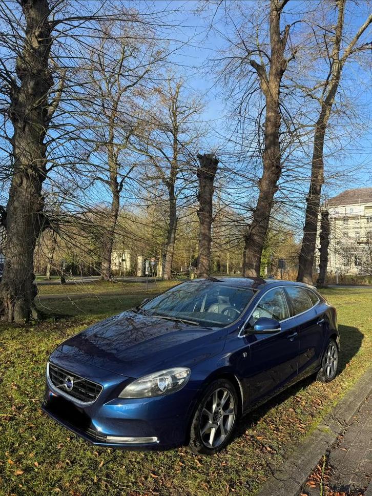 Volvo V40 édition Ocean, Autos, Volvo, Particulier, V40, Caméra de recul, Airbags, Air conditionné, Alarme, Bluetooth, Cruise Control