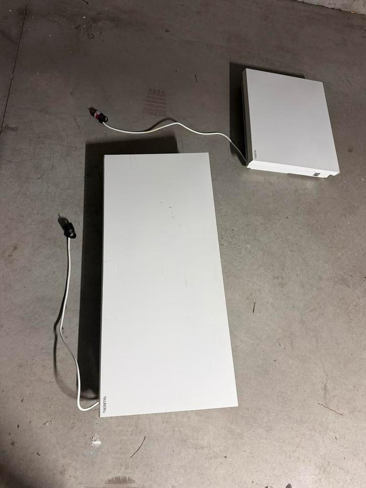 3 radiateur a inertie valberg comme neuf, Doe-het-zelf en Bouw, Verwarming en Radiatoren, Zo goed als nieuw, Radiator, Ophalen