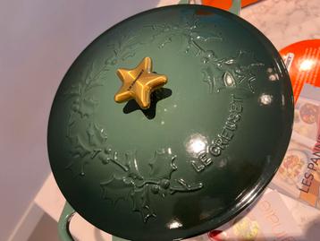 Nieuwe Le Creuset Marmite Noël 26 cm in de doos beschikbaar voor biedingen