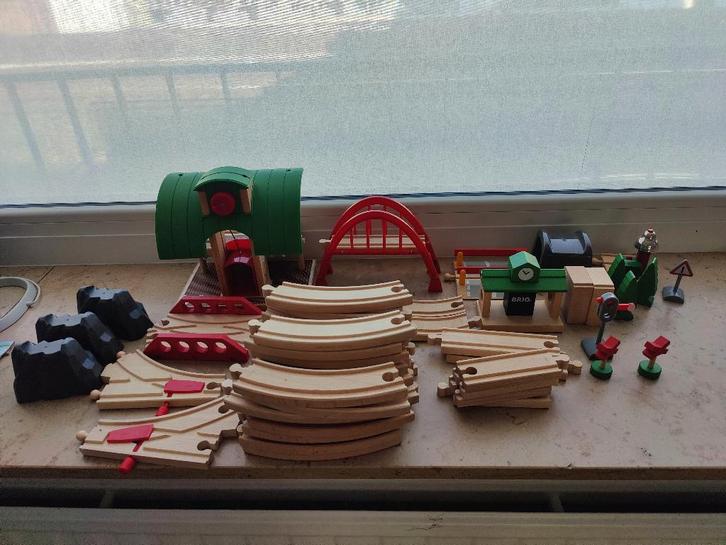 Groot LOT BRIO treinsets in heel goede staat (NP: € 200!), Kinderen en Baby's, Speelgoed | Houten speelgoed, Zo goed als nieuw