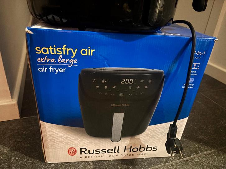 Airfryer Russel Hobbs, Electroménager, Friteuses à air, Utilisé, Friteuse à air XXL, 1500 grammes ou plus, Enlèvement