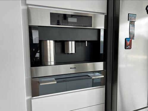 Miele ingebouwd koffiemachine met watmtelade Smeg, Elektronische apparatuur, Koffiezetapparaten, Gebruikt, Koffiebonen, Koffiemachine
