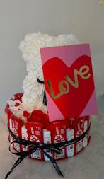 Luxe Cadeauset met Rozenbeer en KitKat en kinderChocolade, Ophalen, Zo goed als nieuw