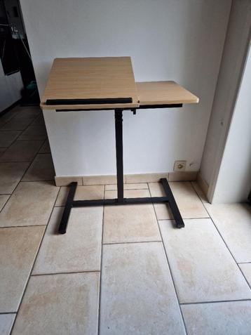 Table pour ordinateur portable, Informatique & Logiciels, Tables d'ordinateur portable, Enlèvement, Comme neuf