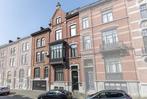 Villa à louer à Charleroi, 5 chambres, Vrijstaande woning, 298 kWh/m²/jaar, 5 kamers