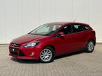 ✅ Ford Focus 1.6TDCi Titanium/GARANTIE/Navi/Cruise/PDC/2014, Auto's, Euro 5, Stof, Zwart, 109 g/km