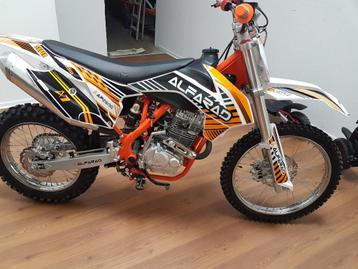 Crosser KXD Alfarad 250 cc pro beschikbaar voor biedingen