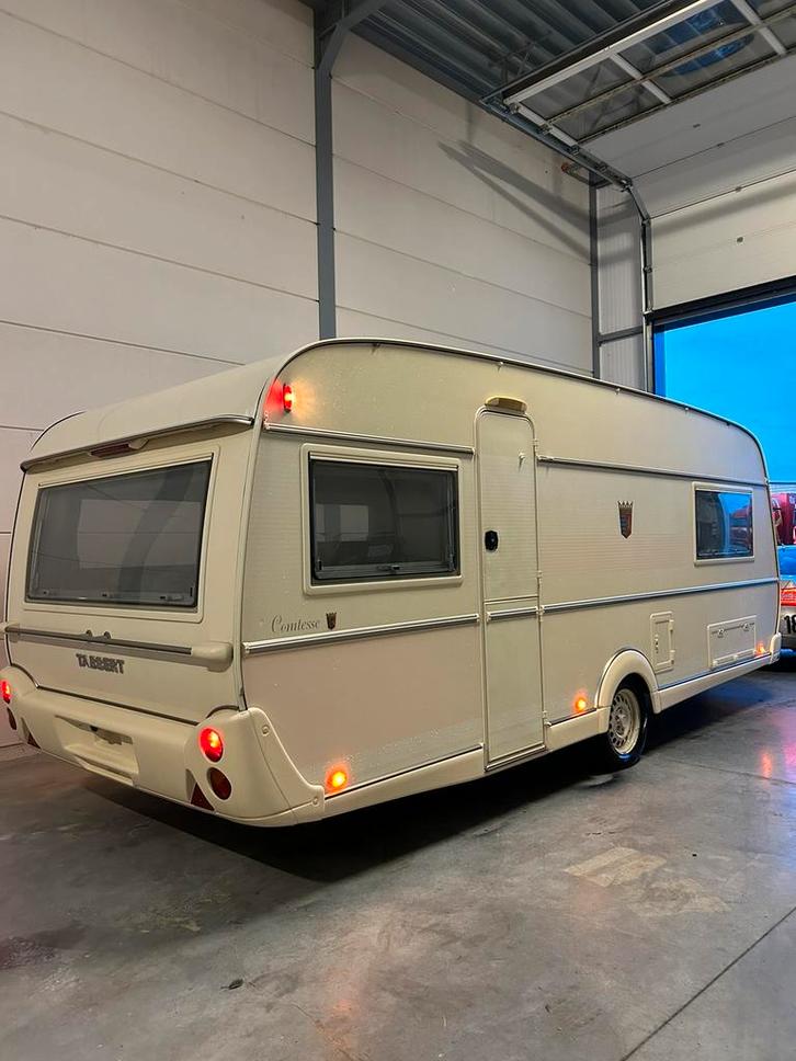 Caravan tabbert, Caravans en Kamperen, Caravans, Particulier, tot en met 4, 1000 - 1250 kg, Rondzit, Tabbert, Frans bed, Omvormbare zithoek