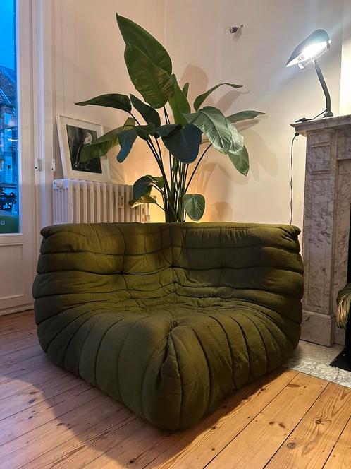 Ligne roset togo hoek, Huis en Inrichting, Zetels | Zetels en Chaises Longues, Zo goed als nieuw, Ophalen