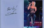 Folder met handtekening + echte foto opgekleefd  DANA WINNER, Verzamelen, Foto's en Prenten, Ophalen of Verzenden, Foto