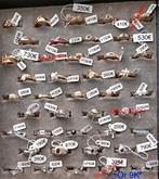 Bagues en or 18 ou 9K  jaune et/ou blanc + pierre(s) NEUVES, Neuf, Enlèvement ou Envoi, Autres couleurs, Or