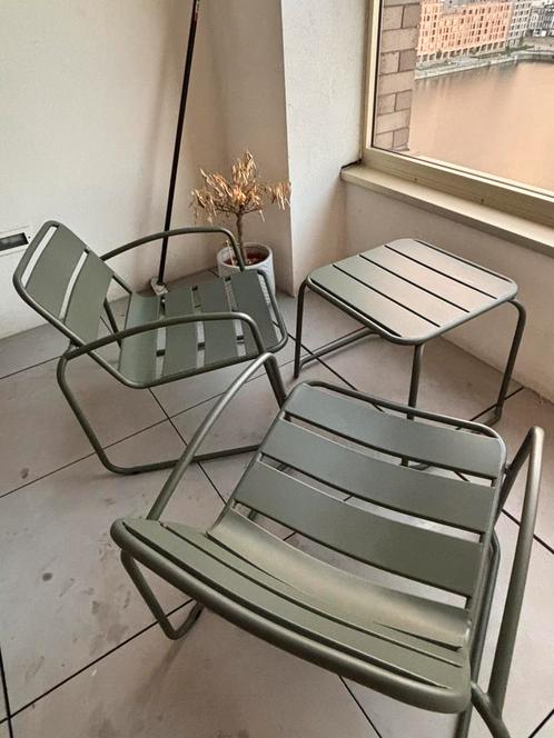 Tuinset (tafeltje en twee stoelen) + gratis kussens!, Tuin en Terras, Tuinstoelen, Gebruikt, Ophalen