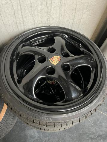 Porsche velgen beschikbaar voor biedingen