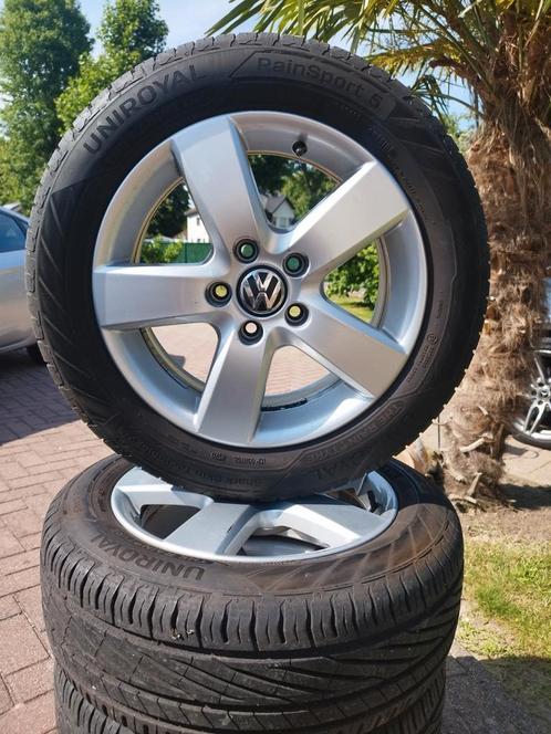 Zomerbanden uniroyal 205/55/R16 originele Volkswagen velgen, Auto-onderdelen, Banden en Velgen, Velg(en), Zomerbanden, 16 inch