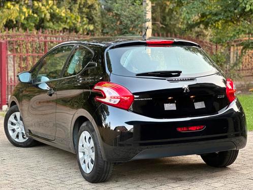 Peugeot 208 2015 18.000dkm Blanco gekeurd voor verkoop!!!, Auto's, Peugeot, Particulier, ABS, Benzine, Euro 6, Stadsauto, 3 deurs