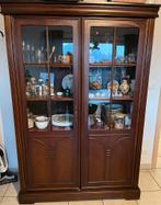 Vitrine merisier ou acajou, Enlèvement, Utilisé