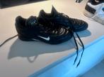 Nike Voetbalschoenen maat 44, Enlèvement ou Envoi, Comme neuf