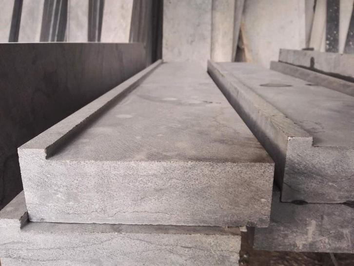 Deurdorpels/raamdorpels in Chinese hardsteen, Doe-het-zelf en Bouw, Metselstenen, Nieuw, Natuurstenen, Ophalen