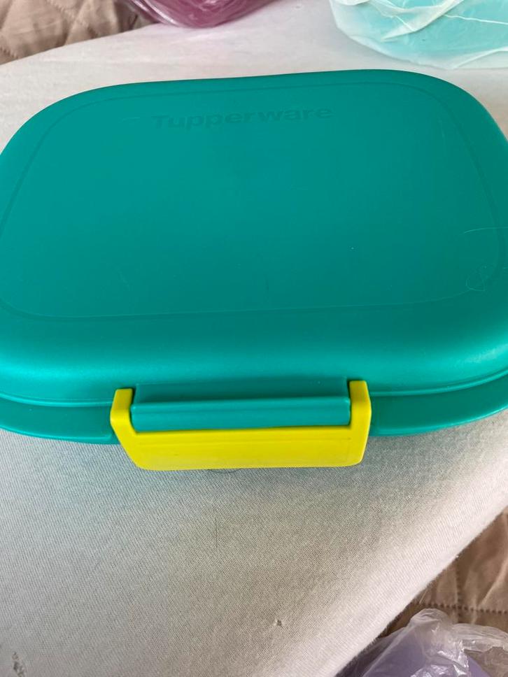 Brooddoos Tupperware, Huis en Inrichting, Keuken | Tupperware, Nieuw, Bus of Trommel, Geel, Groen, Ophalen of Verzenden