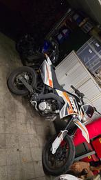 Razzo str 50cc, Fietsen en Brommers, Overige merken, 6 versnellingen, Ophalen of Verzenden, Zo goed als nieuw